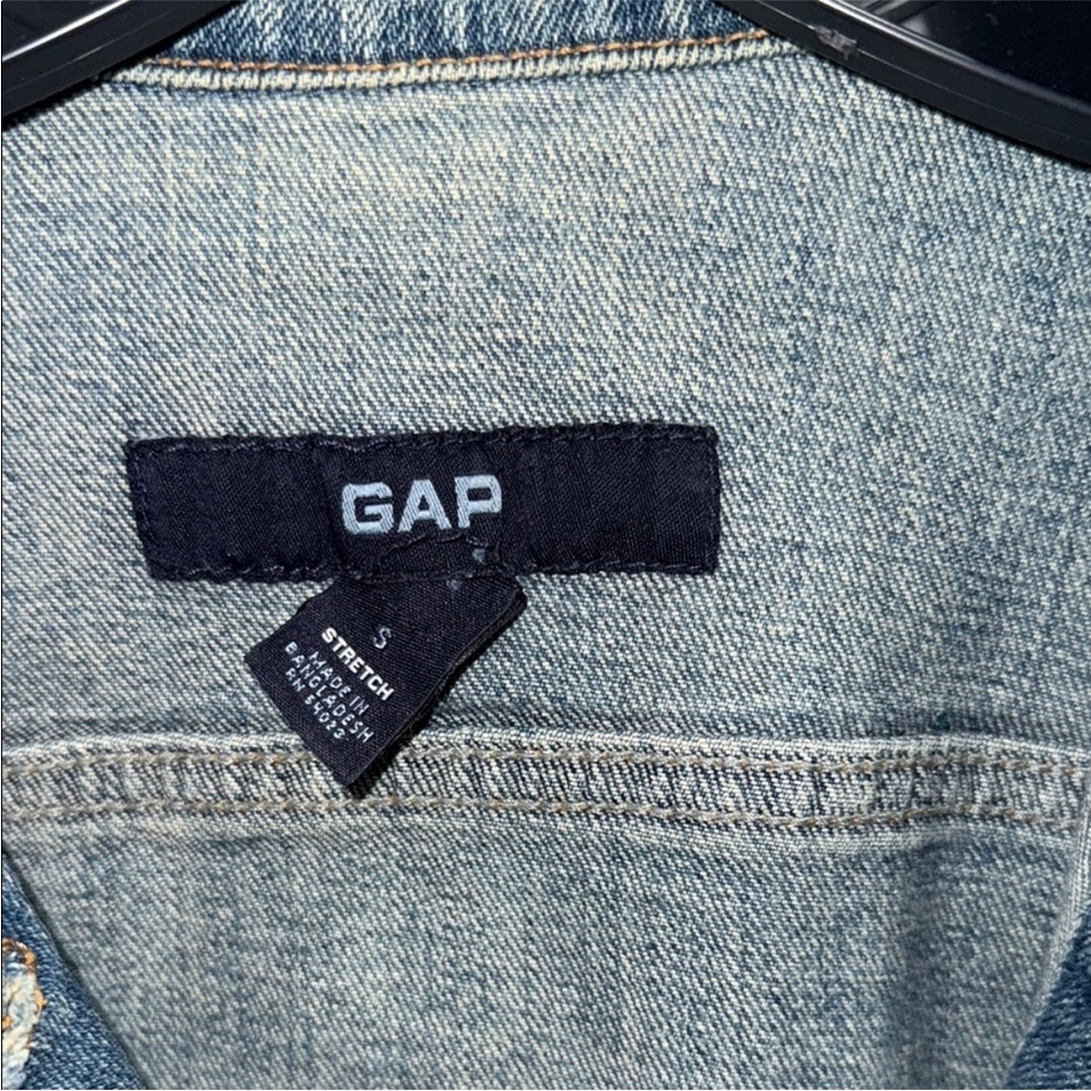 GAP Women's Classic Blue Jean Jacket - Picture 5 of 5